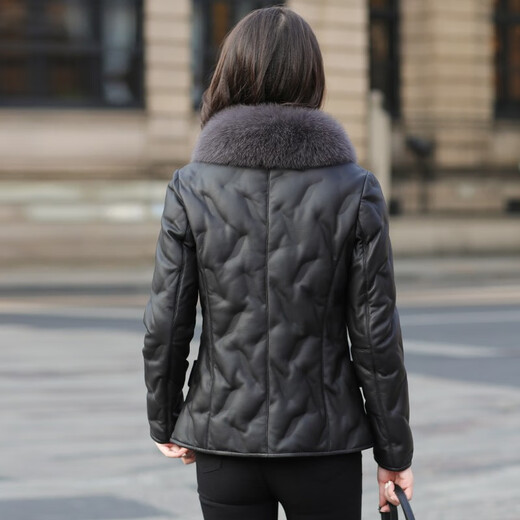 Zhe Shifan Haining Leather Jacket Winter 2025 New Fox Fur Collar Fur Slim Sheep Leather Down Jacket Women's Short Black XL 116Jin Jin equals 0.5kg --125Jin Jin equals 0.5kg