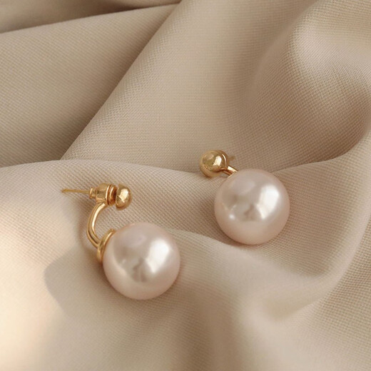 Idel's new summer imitation pearl earrings, temperament, high-end and atmospheric earrings, light luxury niche design earrings, female earrings, female French earrings E2126