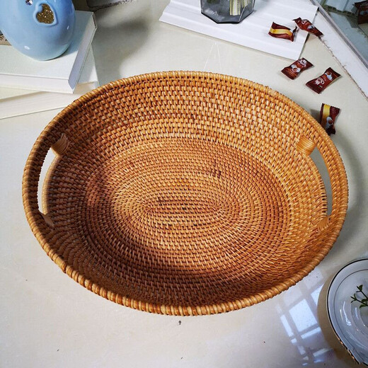Zhenculinary Vietnamese oval woven fruit basket with handle, living room snacks, groceries, candy, melon seeds, hotel restaurant, fruit tray, coffee table, fruit bread, dessert storage basket, oval fruit basket 38*32*12CM
