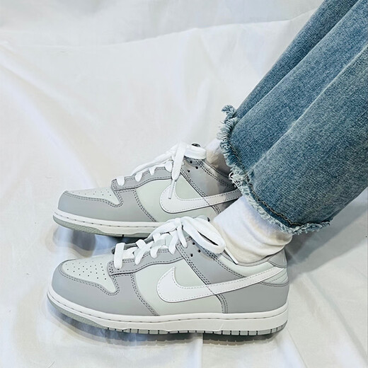 Nike (Nike) Frauenschuhe 2025 Neue Sommer Dunk Sports Schuhe Big Jungfrau Schuhe tragen resistente leichte Top-Casual-Schuhe DH9765-001/Weißgrau 38.5