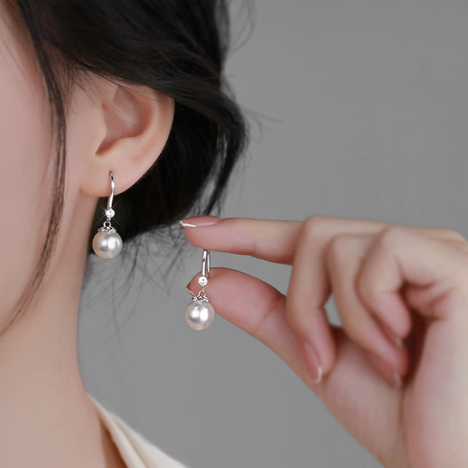 Qi Xiaomi s999 pure silver earrings for women, French retro imitation pearl ear hooks, sterling silver earrings, elegant earrings, temperament and pierced ears