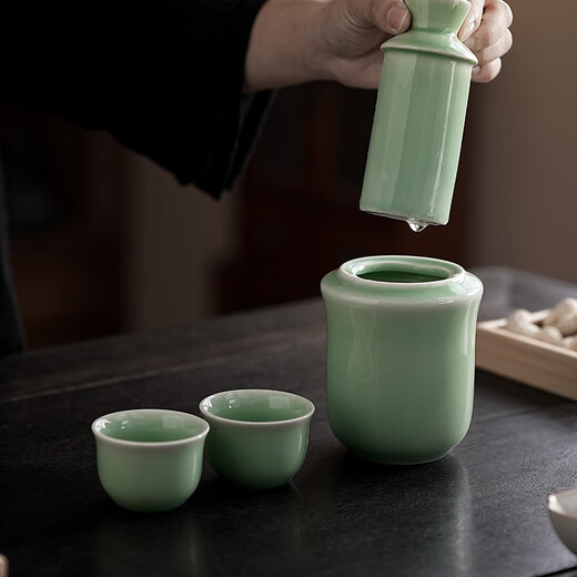Ancient method wine warmer 2 liang wine set ceramic wine divider celadon half Jin Jin is equal to 0.5 kg Warm wine yellow white wine scalding wine 3 liang wine warmer 3 liang round celadon (1 pot 2 cups) 150ml