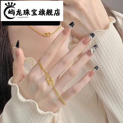 Yulong Old Phoenix Gold Store's light luxury simple design 18k gold-plated small fragrant pig nose necklace women's niche double D letter