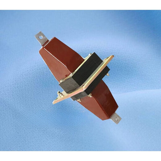 LA-10 indoor high-voltage current transformer 10KV complete set of cabinets through the wall semi-enclosed LAJ-10Q 100/5 LAJ-10 400-600/5