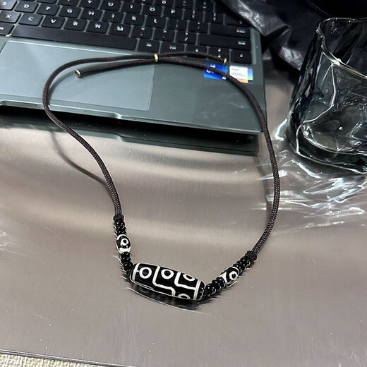 Core luxury men's necklace braided rope pendant new artificial dzi beads men's transfer bead necklace sweatshirt chain gift for boyfriend