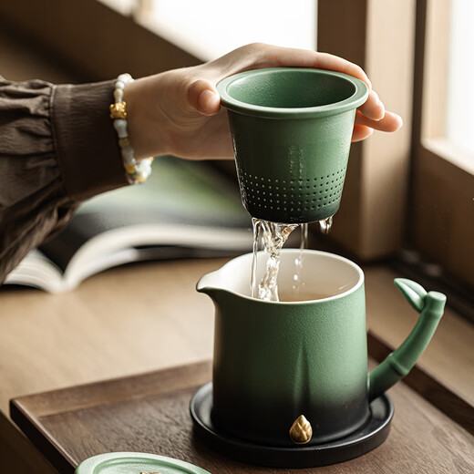 The culture of the Forbidden City is rising day by day. Tea set, high-end tea set, teacup, Forbidden City cultural and creative gifts, birthday gift, gift box (set of 9)