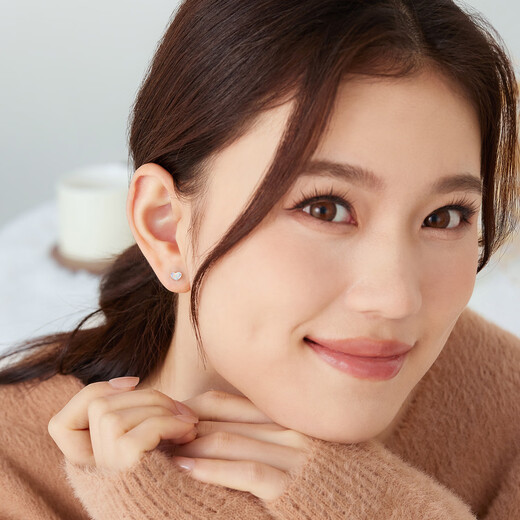 Lukfook Jewelry Platinum Stud Earrings Platinum 950 Letters Love Solid Earrings Price Approximately 0.81g