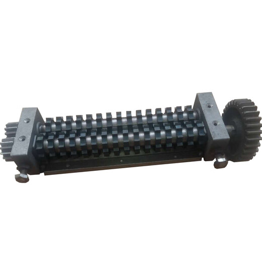 Qian Huinong Chongqing fresh noodles Yunyang type noodle press granule knife sesame cat ear noodle knife Sichuan knife universal 260 model 8*8