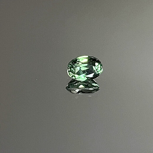 In the New Year, choose a special and rare Alexander color-changing gemstone 0.68ct for yourself and him\her.