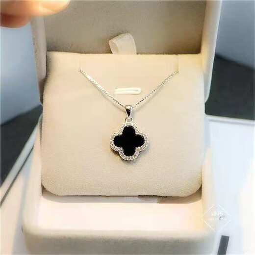 YaoYiZun black four-leaf clover sterling silver necklace women's 2025 new light luxury niche high-end sense gift for wife's birthday box chain four-leaf clover necklace