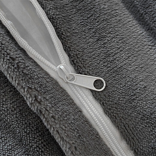 Antarctic Milk Fleece Four-Piece Set 2024 New Flannel Coral Fleece Plus Fleece Thickened Bedding Sheets Winter Bedding Champagne + Gentleman Gray [Double-sided Fleece Thickened] 1.8m Bed Four-Piece Set [Quiece 200*230cm]
