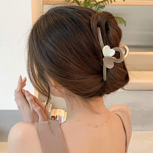 Xiang Wan hairpin hairpin milk tea color love hairpin back of the head hair grabber hairpin shark clip Mid-Autumn Festival gift