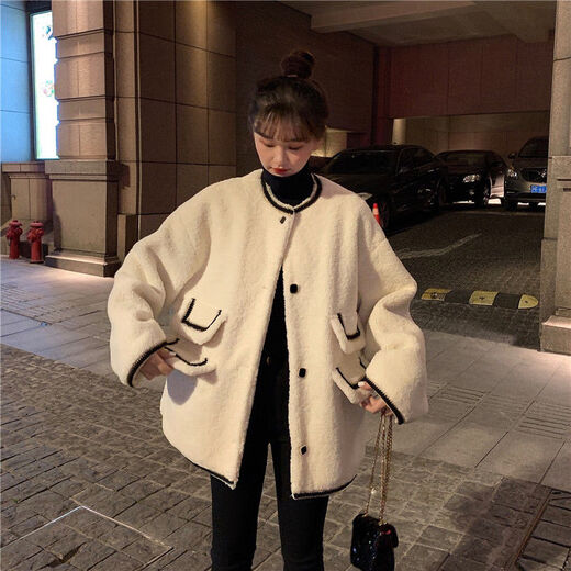 Yuanle Shen Herbst und Winter Neues kleines Duftstil-Design Nachahmungslamm Lammfell lose mittelgroße Internet-Promi-Langarmjacke für Frauen modisch 695# Taschenlammfell weiß hochwertiger Version L 106-120jin [Jin gleich 0,5 kg] [authentische Qualität]