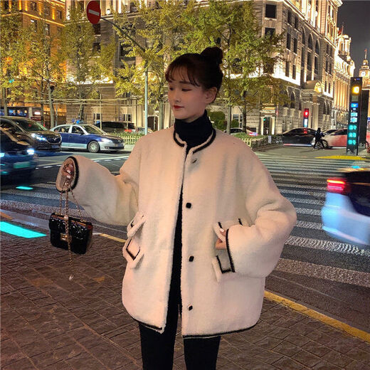 Yuanle Shen Herbst und Winter Neues kleines Duftstil-Design Nachahmungslamm Lammfell lose mittelgroße Internet-Promi-Langarmjacke für Frauen modisch 695# Taschenlammfell weiß hochwertiger Version L 106-120jin [Jin gleich 0,5 kg] [authentische Qualität]