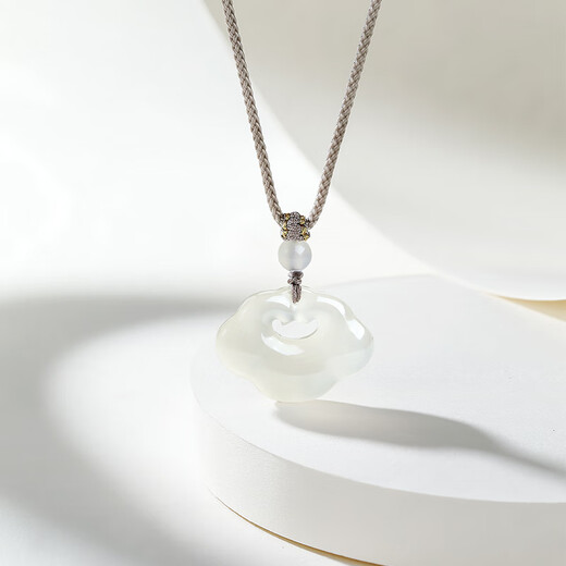Zhou Liu Fu Xiangyun Ruyi Lock Necklace White Moonlight Cedony Pendant Birthday Gift J0414088 Colored Rope
