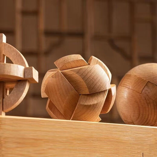 Liuxia Luban Lock 10-15 Jahre altes Set von Kongming Lock Beech Wood-Einleger und Zapfenentwicklung intellektuelles Spielzeug pädagogische Kinder und Studenten Buchenholz 36-teilige Set Full Set [Geschenkbox]
