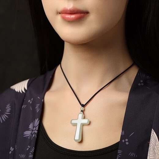 Luxury boutique Xinjiang natural Hotan jade cross blue and white jade pendant for men and women faith pendant pendant necklace Hotan jade cross