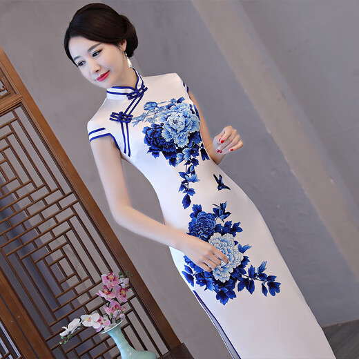 Timochi catwalk welcome cheongsam Chinese style blue and white porcelain long elegant young girl 2022 improved performance dress 2806 XL