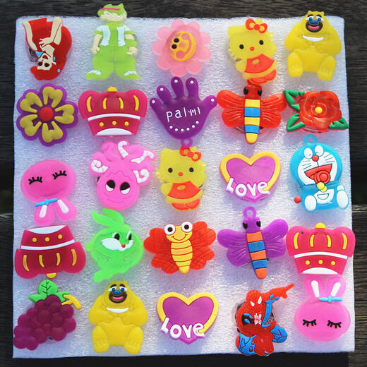 Children's luminous brooch LED flash cartoon soft rubber badge Christmas gift night market 1 pack