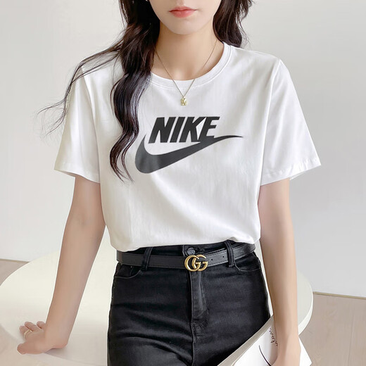 Nike (Nike) Femenino Set 2025 Summer NUEVA casualidad de manga clásica de manga corta Capas de manga corta tejido de cinco cultivos Conjunto de dos piezas DX7907-100 y FV6623-010 m (160)