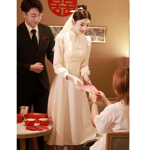 Maxbeth champagne color long-sleeved cheongsam small evening dress for women engagement new Chinese style toasting dress bride homecoming in autumn and winter champagne color M