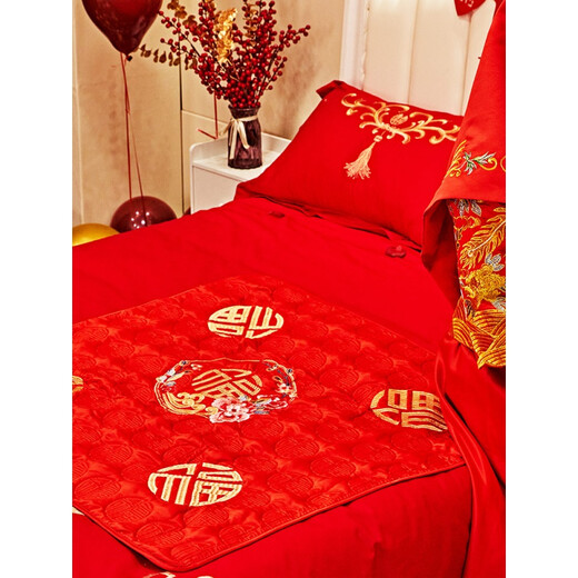 Renjuyi est assis sur un tapis chanceux pour se marier avec la courtepointe de mariage d'une mariée et la décoration de la salle de mariage et la courtepointe économique de la dot (9898)