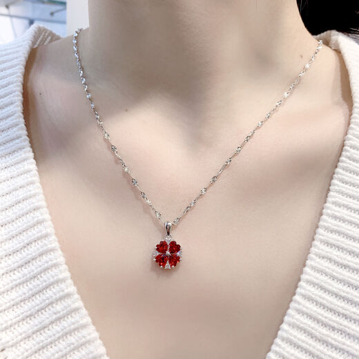Tanhai's new sterling silver high-end ruby four-leaf clover necklace for women zircon exquisite diamond simple clavicle chain pendant trend 925 sterling silver red four-leaf clover necklace