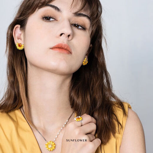 Mangu Silver (MGS) S925 silver earrings, sunflower fashion earrings, niche high-end design, elegant earrings, Chinese Valentine's Day gift for girlfriend