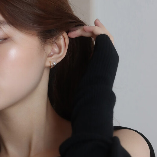 Idel's simple earrings, original design imitation mother-of-pearl earrings, versatile, simple and compact, a gift for your girlfriend, mother-of-pearl double-layered earrings E0835