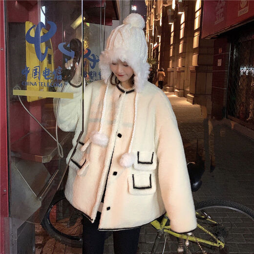 Yuanle Shen Herbst und Winter Neues kleines Duftstil-Design Nachahmungslamm Lammfell lose mittelgroße Internet-Promi-Langarmjacke für Frauen modisch 695# Taschenlammfell weiß hochwertiger Version L 106-120jin [Jin gleich 0,5 kg] [authentische Qualität]