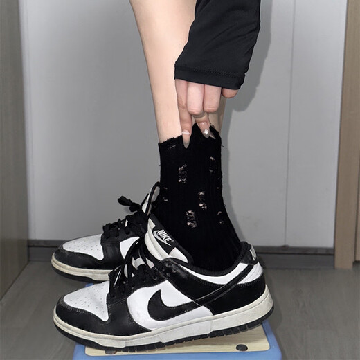 耐克（NIKE）女鞋 2025新款夏季DUNK运动板鞋大童女鞋耐磨轻便低帮休闲鞋 CW1590-100/熊猫/主推 38.5