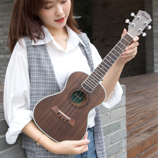 Banston (Bansid) Ukulele-Anfänger Fortgeschrittene Studenten für Frauen und 23-Zoll-Single Board Peach Heart Small Gitarre Children's 23-Zoll-Luxus gestreifter blauer Charm + große Geschenktüte