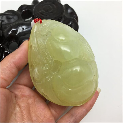 萃云石新款岫玉 玉石手把件 摆件 玉把件 玉石手玩件男士把玩玉玉雕绿色 1049号/a70
