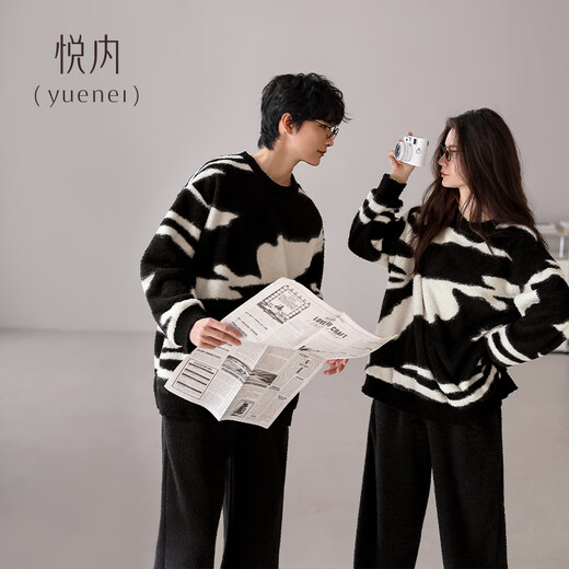 Yuenei Half Velvet Couple Pajamas Women's Autumn and Winter Coral Velvet Plus Velvet Thickened Home Clothes Men's Outerwear Suit 24360 Black and White Pattern Women's L (Male 110-140 Jin Jin equals 0.5 kg / Female 110-120 Jin Jin equals 0.5 kg)