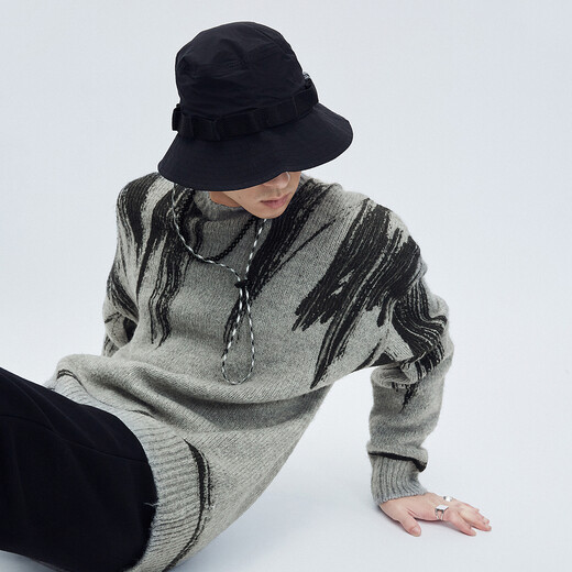 GXG Men's Winter Self-Travel Series Gray Round Neck Sweater Gray M