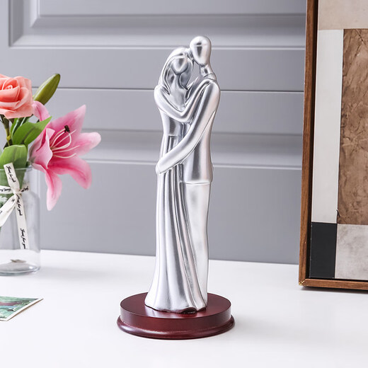 Familia de tres adornos de Shantoulin Village para el regalo de aniversario de bodas del décimo aniversario para esposa. Decoraciones personalizadas para el día de San Valentín 15934 Plata + letras proporcionadas + embarazo (familia