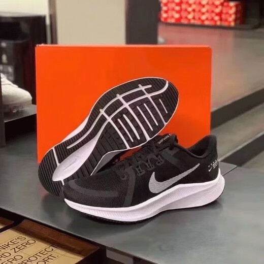 Nike Nike Men's Shoes Spring Sports Chaussures Quest 6 Mesh léger Mesh Houstable Casual Shoes Chores de course à usure d'amus