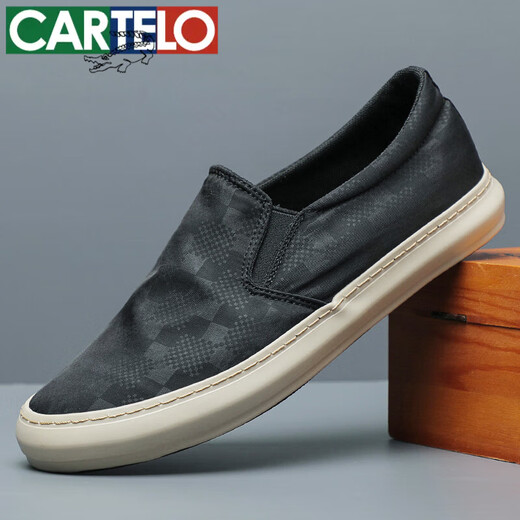 Cartelo 2025 Nouvelles chaussures pour hommes printemps et été chaussures décontractées respirantes chaussures de toile pour hommes de chaussures de pédale d'un pied vieilles chaussures en tissu beijing hommes couleur noire couleur 40 (255 mm)