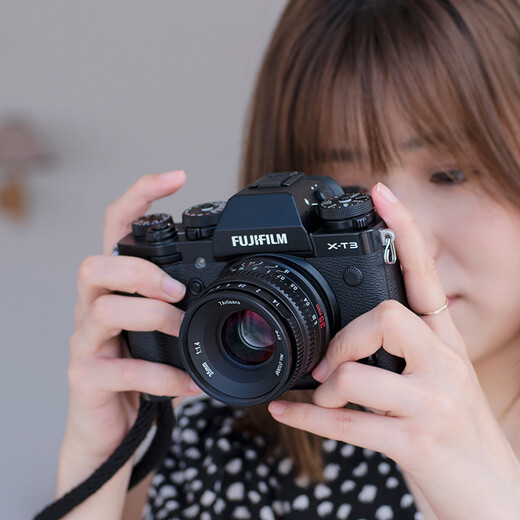 Seven Craftsmen 35mm f1.4 Portrait Micro Single Lens Manual Large Aperture Suitable for FX Mount xs20 XH2S M50 R10 E Mount ZVE10 Fuji X Mount Black