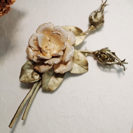 Michael Michaud German light luxury jewelry yellow rose art brooch niche retro jewelry Valentine's Day gift for girlfriend yellow rose brooch