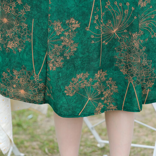 
Fuxi Mama Summer New Dress Imitation Silk Cheongsam Fashionable and Noble Middle-aged and Elderly Women's Summer Temperament Large Size Skirt 698 Red 3XL Recommended 120-135Jin [Jin equals 0.5 kg] Don't pick on body shape