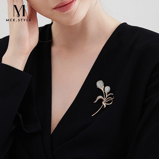 Mck tulip flower brooch high-end women's coat suit corsage accessories Chinese Valentine's Day gift