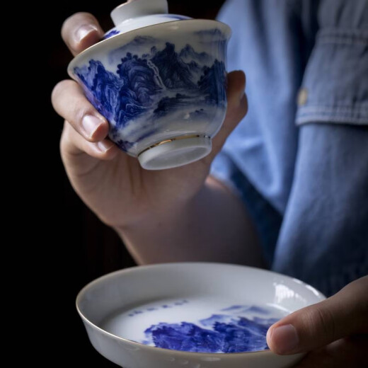 Hongying Ceramics Jingdezhen Gaobai Mu Qianli Jiangshan Water-style Kung Fu Ceramic Tea Set Household Ceramic Covered Bowl Teacup Gift Complete Set Covered Bowl Teacup with Tea Wash Gift Box Blue and White Thousand Miles Jiangshan 10 Heads (Antique Clay)