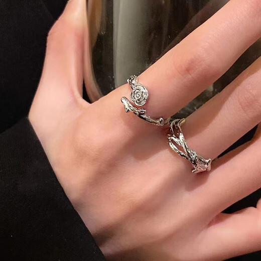 AIOSC Thorns Rose Couple Ring Women's Ins Cold Style Fashion Personalized Index Finger Ring Opening Adjustable Niche Ring Great Value 4-Pack Opening Adjustable