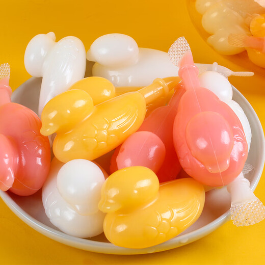 
Mai Aoke children's cartoon gift box little yellow duck pudding sucking jelly piggy bank assorted snacks toys duck jelly 688g/1 can