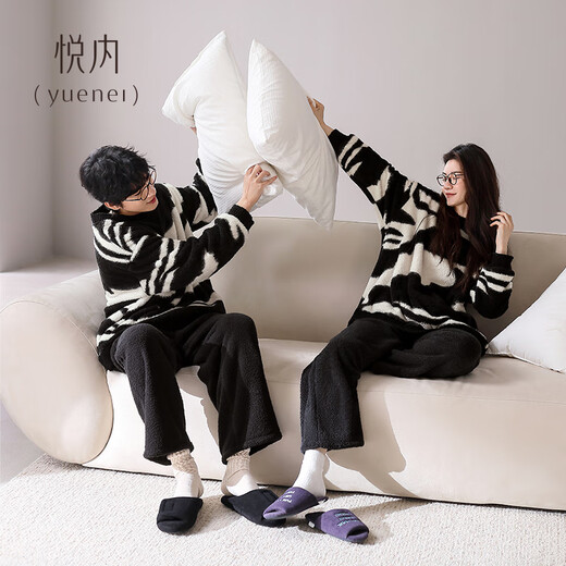 Yuenei Half Velvet Couple Pajamas Women's Autumn and Winter Coral Velvet Plus Velvet Thickened Home Clothes Men's Outerwear Suit 24360 Black and White Pattern Women's L (Male 110-140 Jin Jin equals 0.5 kg / Female 110-120 Jin Jin equals 0.5 kg)