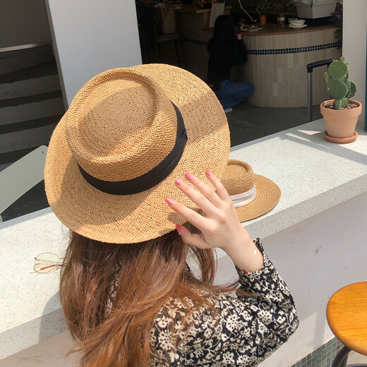 Jincheng French Bowler Bowler Hat Internet Ins Celebridades Ins Mujeres Primavera y Summer Sol Viajes Viajes Viajes Retro Sunshade Straw Sombrero MA114 (2) Correa de sombrero beige One Tamaño (54-60 cm)