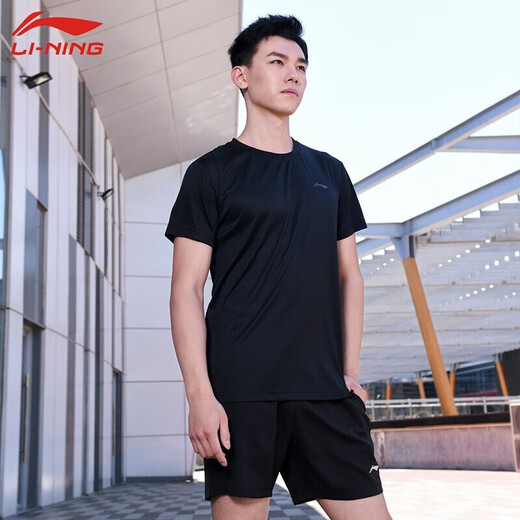 李宁（LI-NING） 运动服男女新款羽毛球服T恤短袖速干短裤春夏季乒羽网服 男款黑色上衣 L