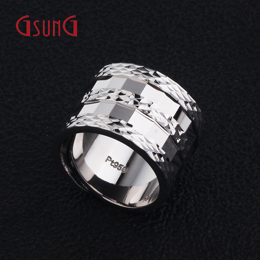 GsunG platinum PT950 men's wide-faced ring with large car pattern and laser face, women's live mouth large ring. Priced by gram. Contact before bidding.