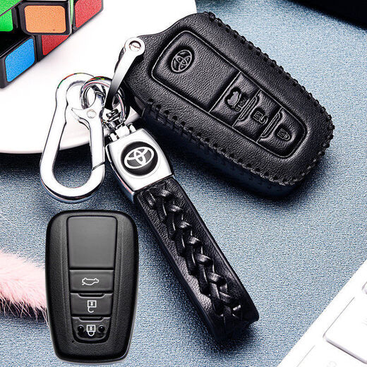 Geeignet für den neuen 2021 Toyota Corolla Key Cover echtes Leder 2019 Corolla Key Case Dual-Motor-Mode-High-End-Schnalle für Männer und Frauen-D-Style-Schwarz (14-18 Modelle mit One-Click-Start)